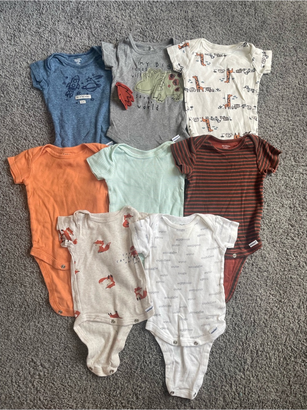 Bundle of 8 Gerber Baby Onesies - Size 0-3 Months - Assorted Patterns